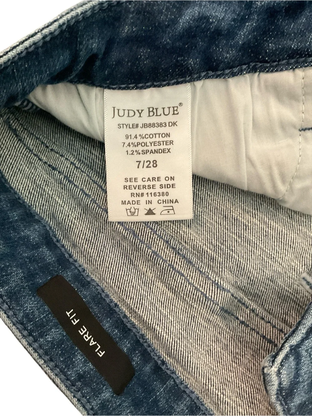 Judy Blue Mid Rise Distressed Denim Shorts Size 7/28 A33